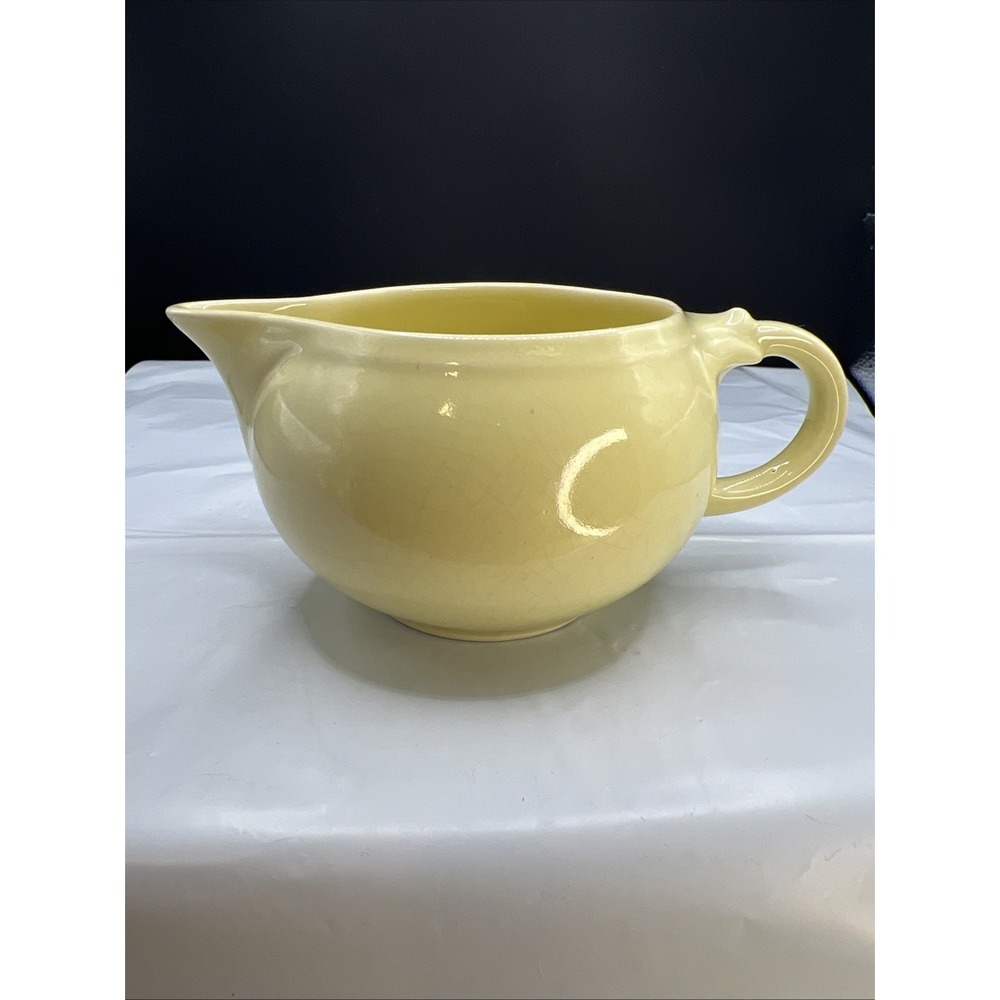 Vintage TS&T Lu-Ray Pastels Creamer Persian Cream Yellow Jan 1945 Date Code 1 45